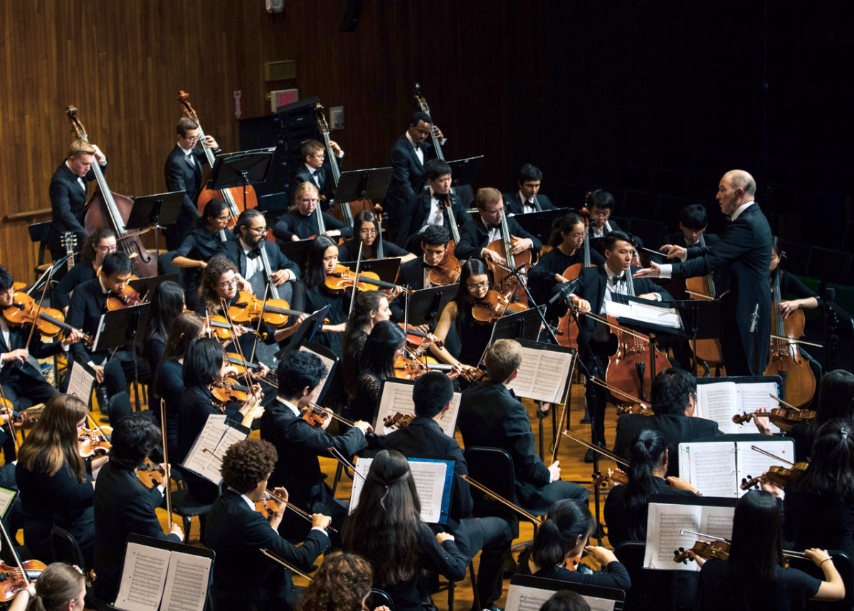 Evan Ziporyn conducts MITSO at Iva Bittova MIT Sounding concert, fall 2019. Credit: Caroline Alden.